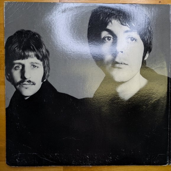 The Beatles Love Songs Vinyl Record Double LP With Lyrics Book - Picture 4 of 13